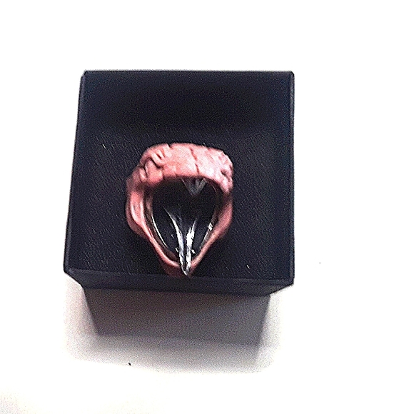 ONE OF A KIND HANDMADE SIZE MARBLE AND STERLING SILVER RING - Picture 1 of 8